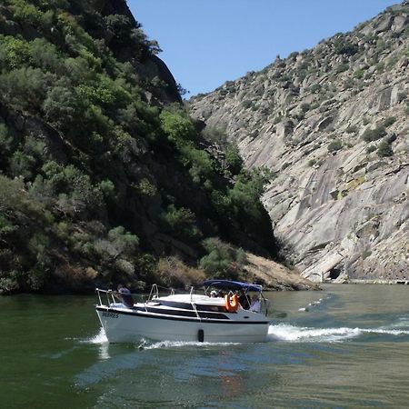 Douro Yacht Charter & Bungalows Sao Joao da Pesqueira Exterior photo
