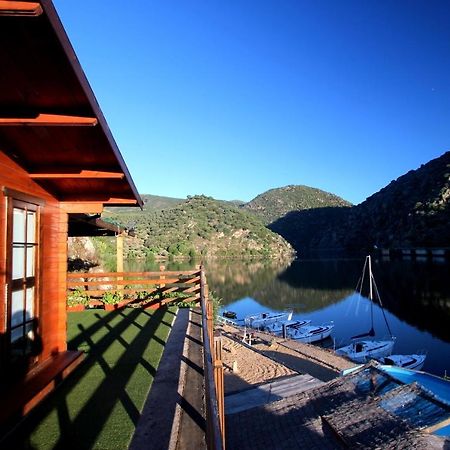 Douro Yacht Charter & Bungalows Sao Joao da Pesqueira Exterior photo