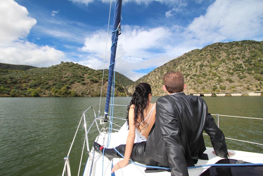 Douro Yacht Charter & Bungalows Sao Joao da Pesqueira Exterior photo