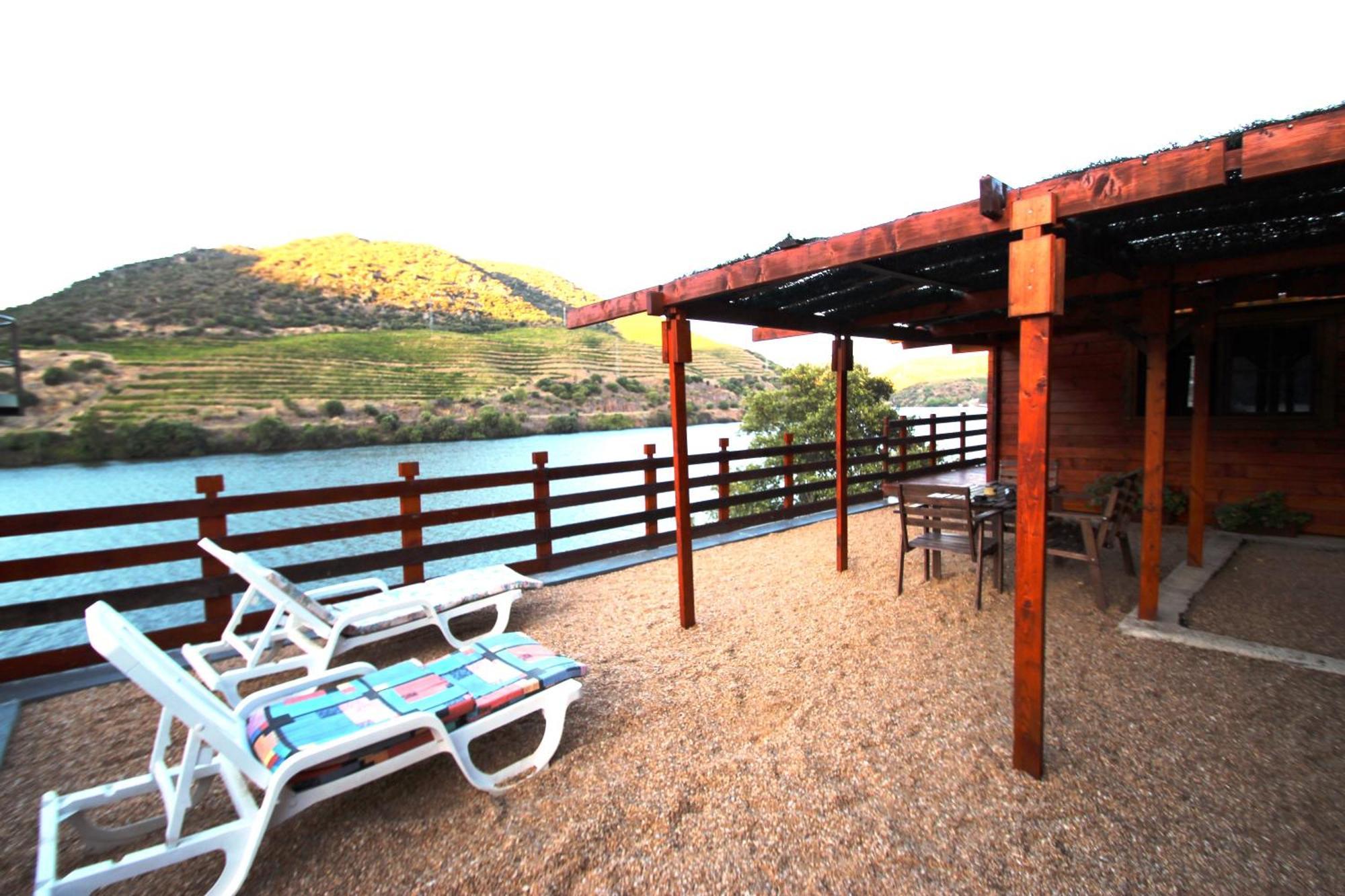 Douro Yacht Charter & Bungalows Sao Joao da Pesqueira Room photo