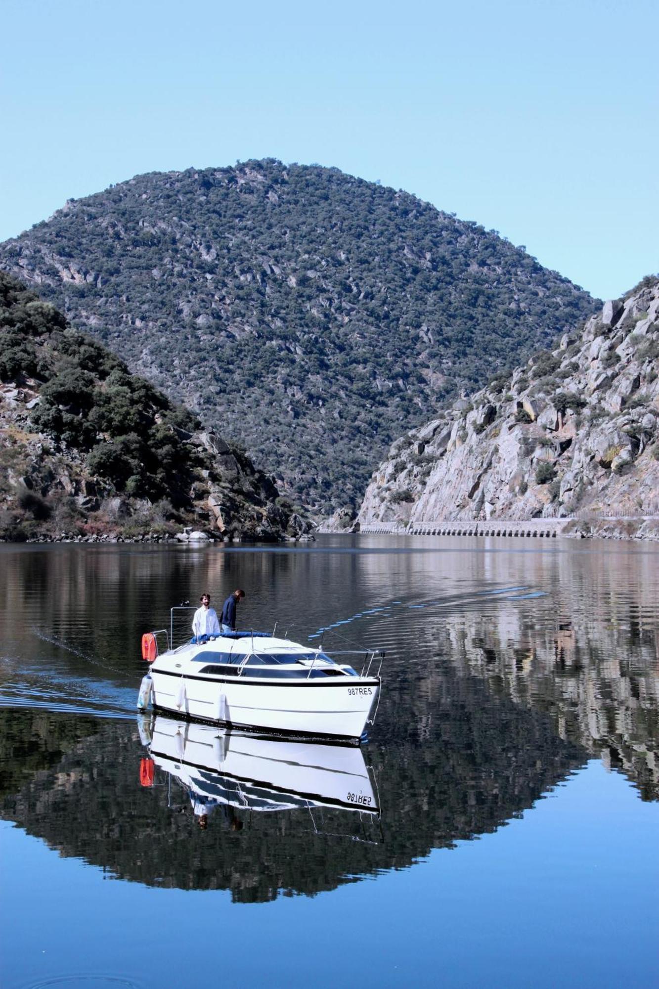 Douro Yacht Charter & Bungalows Sao Joao da Pesqueira Room photo