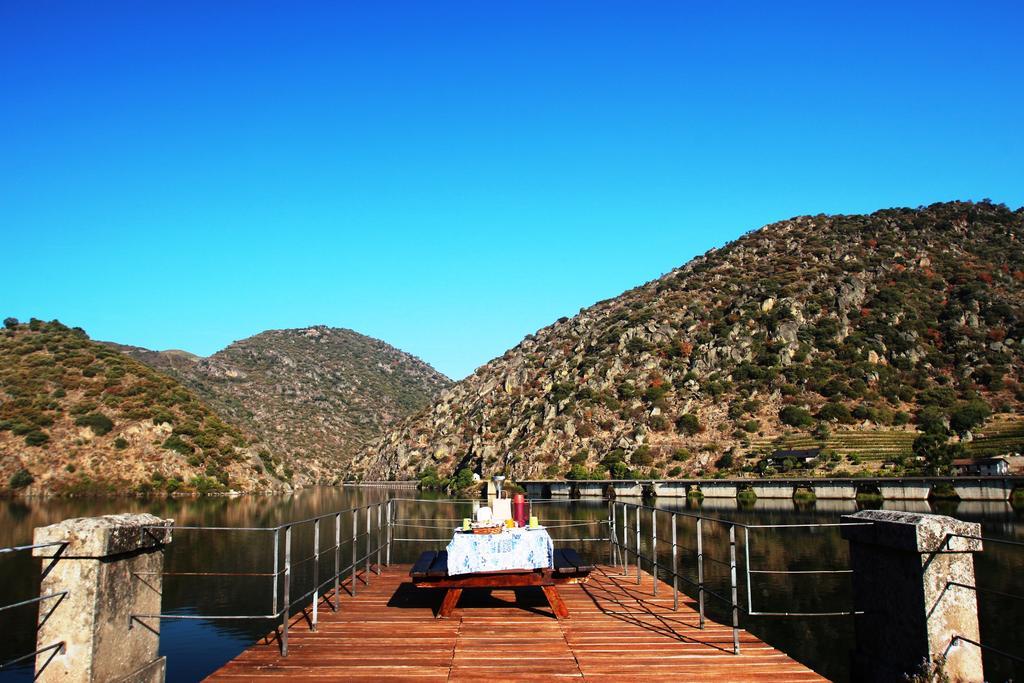 Douro Yacht Charter & Bungalows Sao Joao da Pesqueira Exterior photo