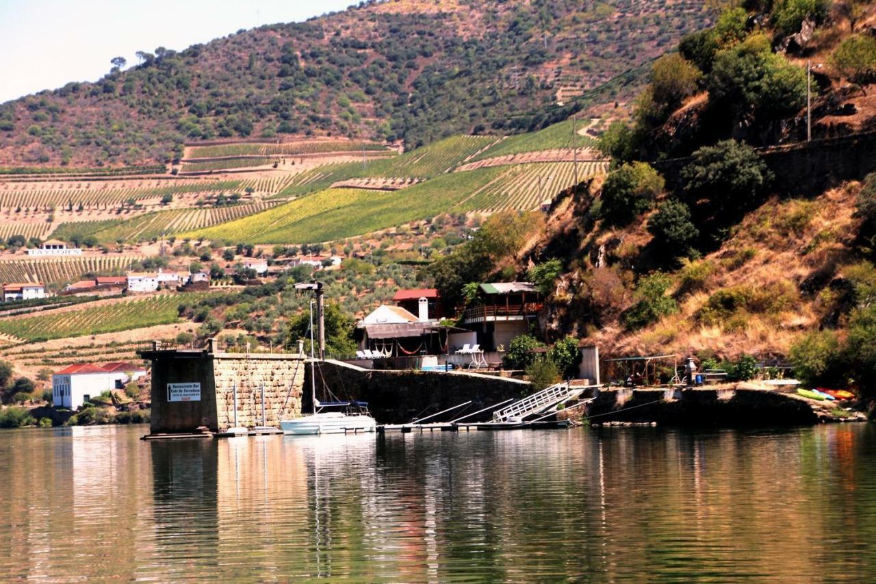 Douro Yacht Charter & Bungalows Sao Joao da Pesqueira Exterior photo